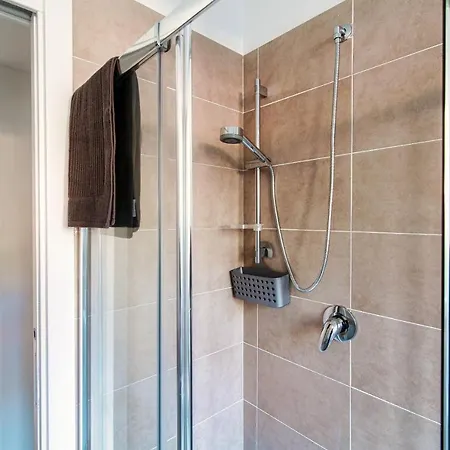 S.m. Downtown * Cernobbio